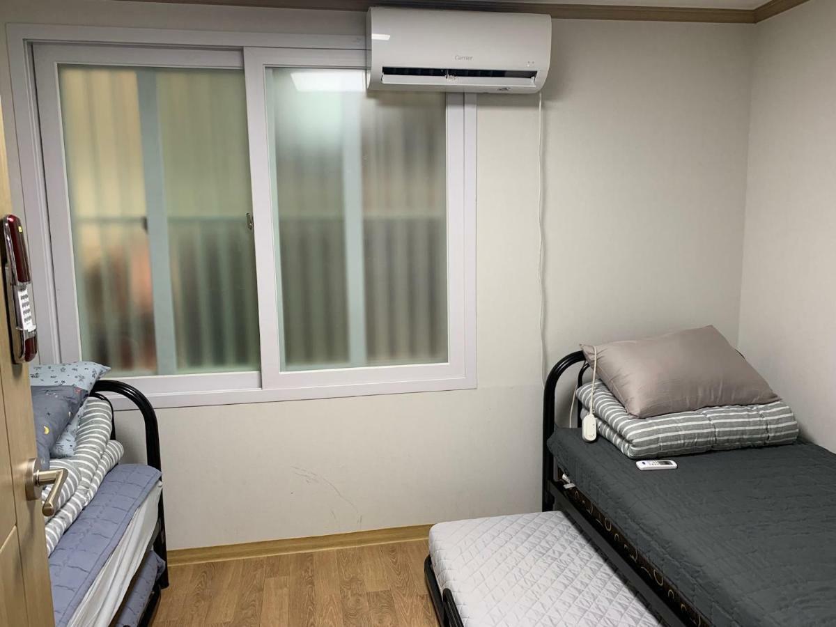 Bomulzip Hongdae Guesthouse Сеул Екстериор снимка